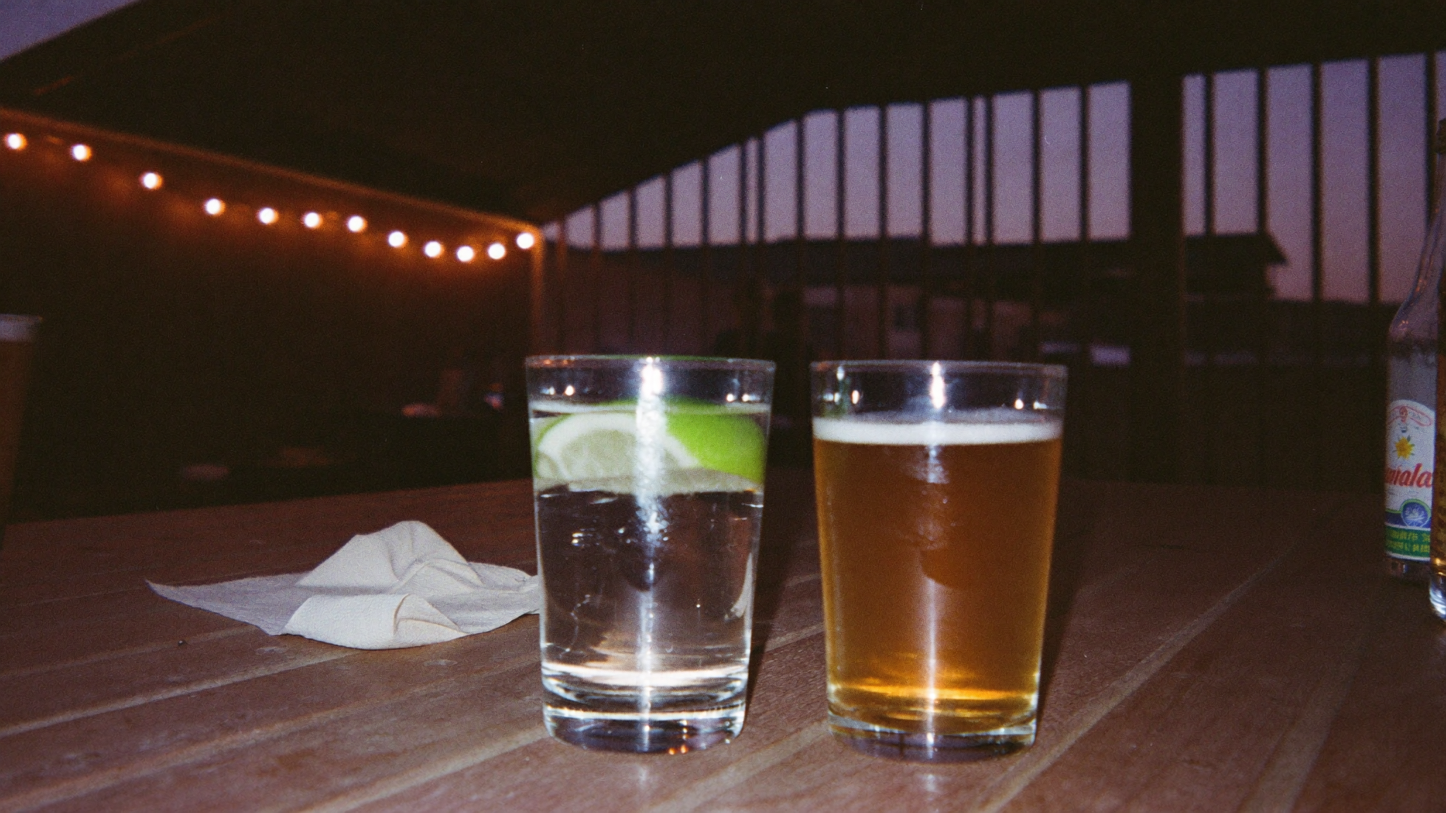 THC Seltzer vs Non-Alcoholic Beer: Which Is the Better Alternative?